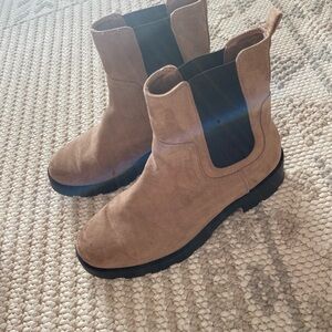 Old Navy Tan Chelsea Boots